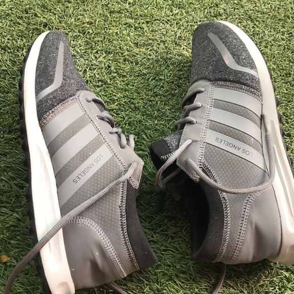 Adidas shoes - Picture 7 of 9